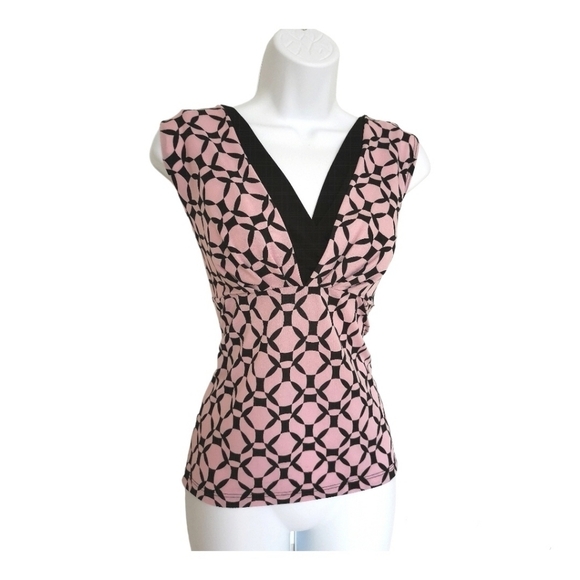 Laura top geometric pink black sleeveless V neck Work Wear - Picture 2 of 7